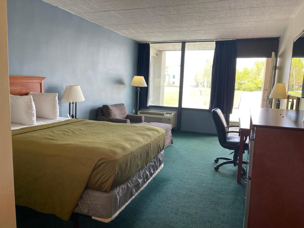Horseshoe Curve Lodge Алтуна Экстерьер фото